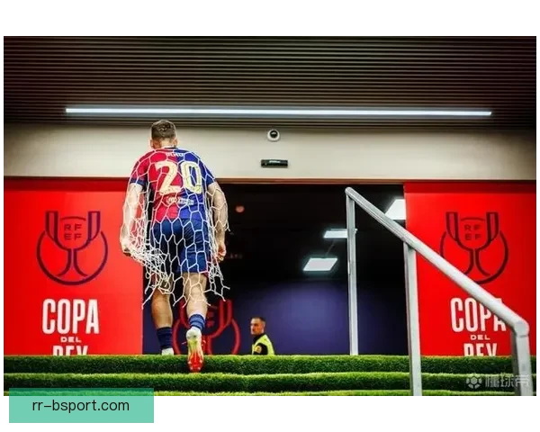 奥尔莫正式加盟巴塞罗那引发欧洲足坛新一轮热议