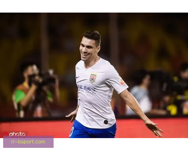 派斯16岁之龄在世预赛首秀斩获处子球创历史纪录